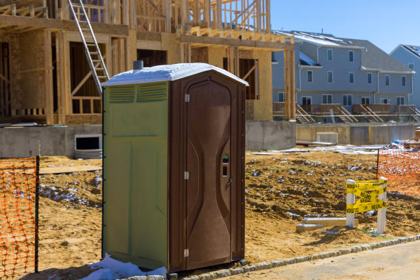 Best Portable toilet rental cost  in Elk River, MN